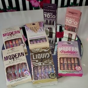 Modern Nostalgia Press-On Nails - Purple and Brown